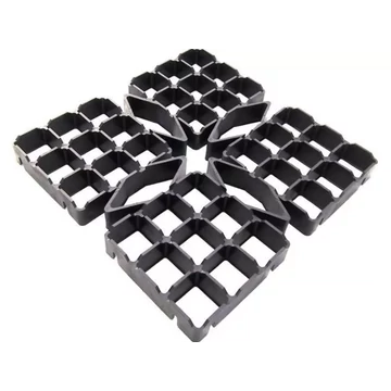 Gyeprács erősített fekete 48*48 cm, 4.5 cm magas, 0,23 m2/db /282 db/raklap