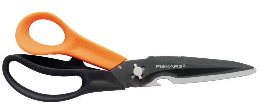 FISKARS Cuts+More Multi funkciós olló 23cm