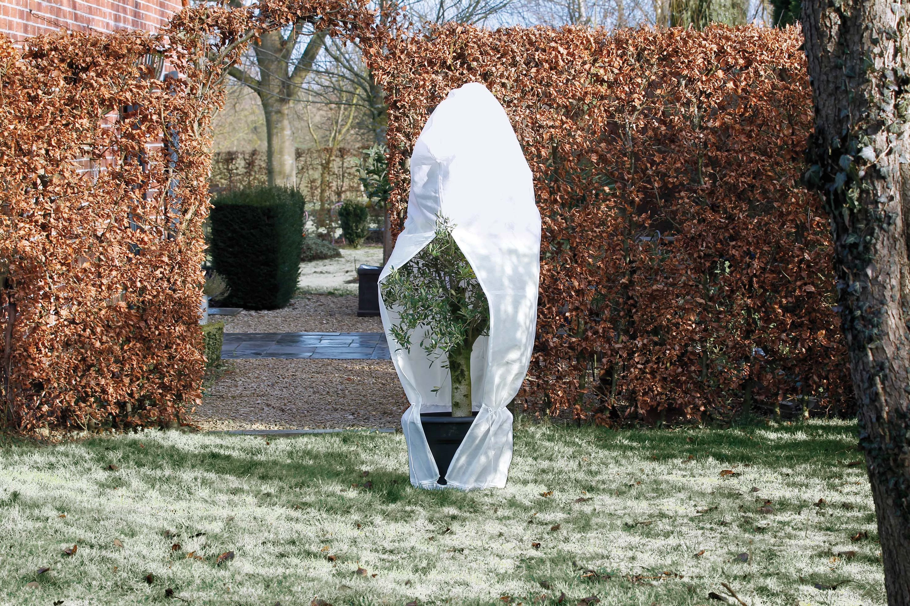 Téli takarófólia zipzárral, fehér átm. D:2m, 250cmx314cm 70g/m2/ fátyolfólia