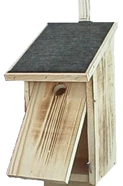Madárodú 17x22x23cm, 34mm-es bejárat (fenyő, kátrány lemez tetővel)